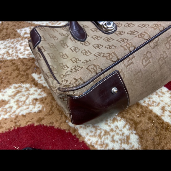 Dooney & Bourke tote - Picture 3 of 7